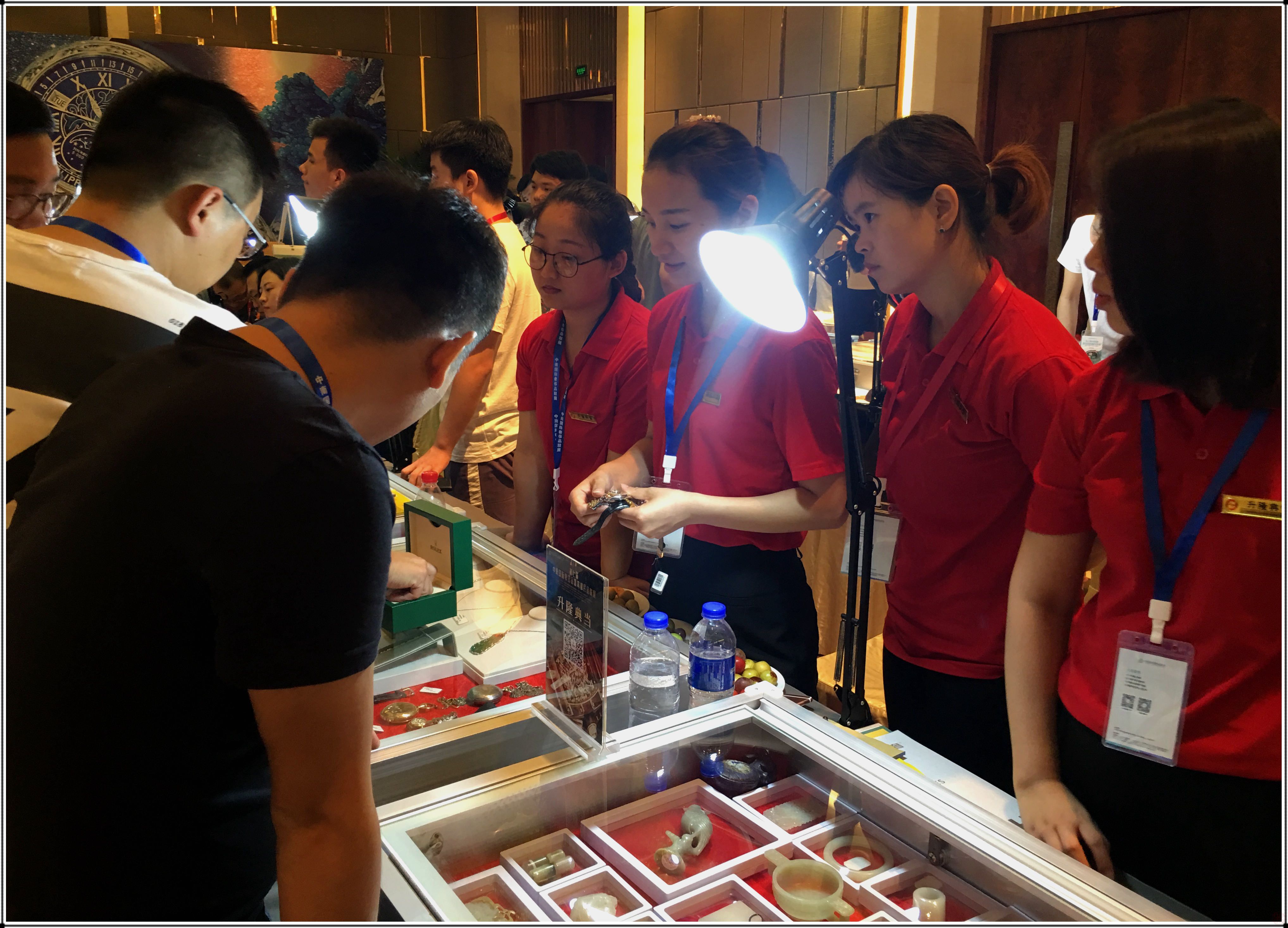 热烈祝贺第七届中南国际奢侈品暨高端民品联展
